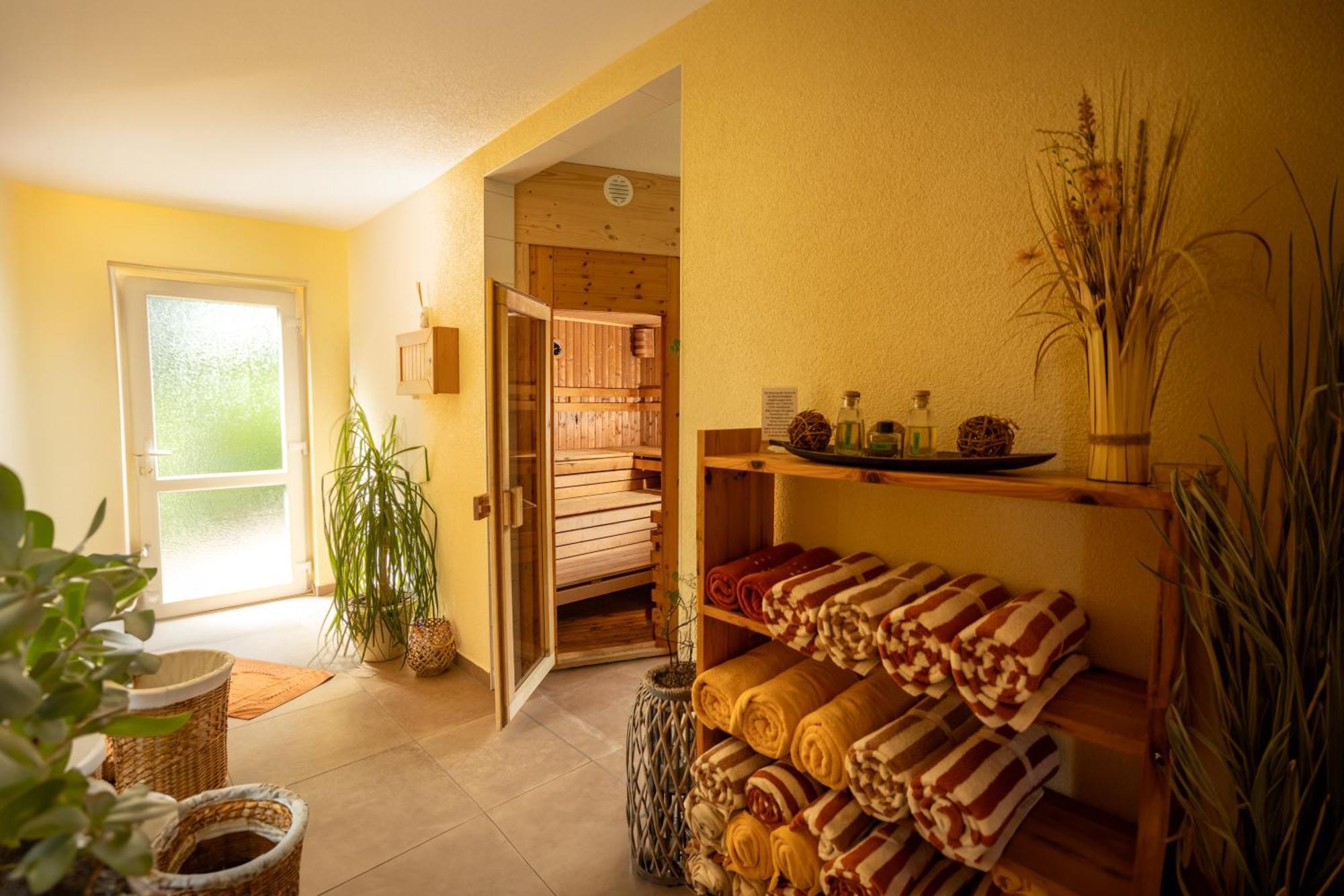 Ferienhotel Wolfsmuehle Rodishain ภายนอก รูปภาพ