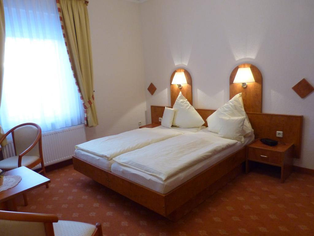 Ferienhotel Wolfsmuehle Rodishain ภายนอก รูปภาพ