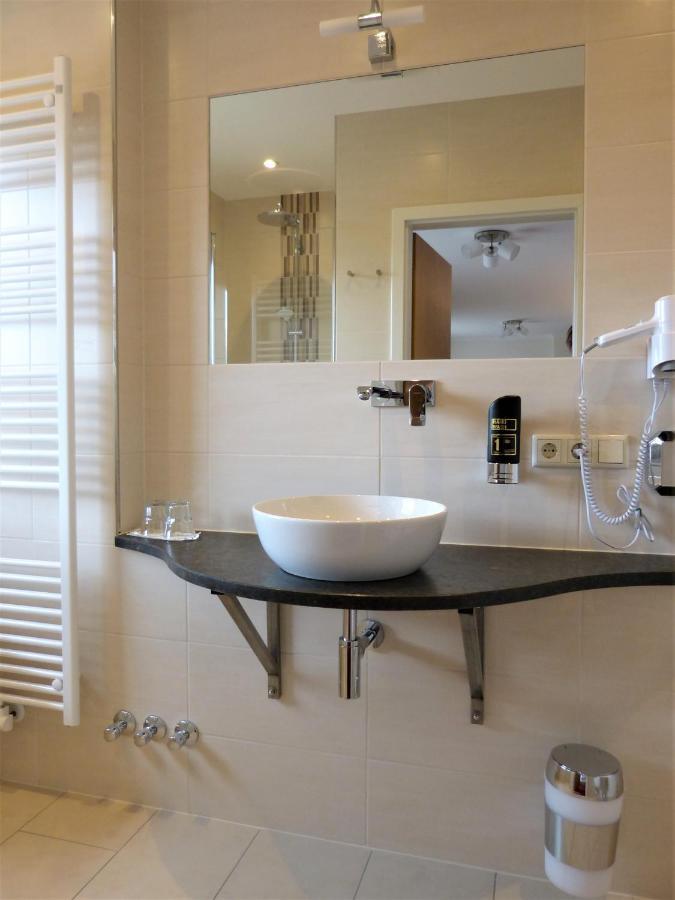 Ferienhotel Wolfsmuehle Rodishain ภายนอก รูปภาพ