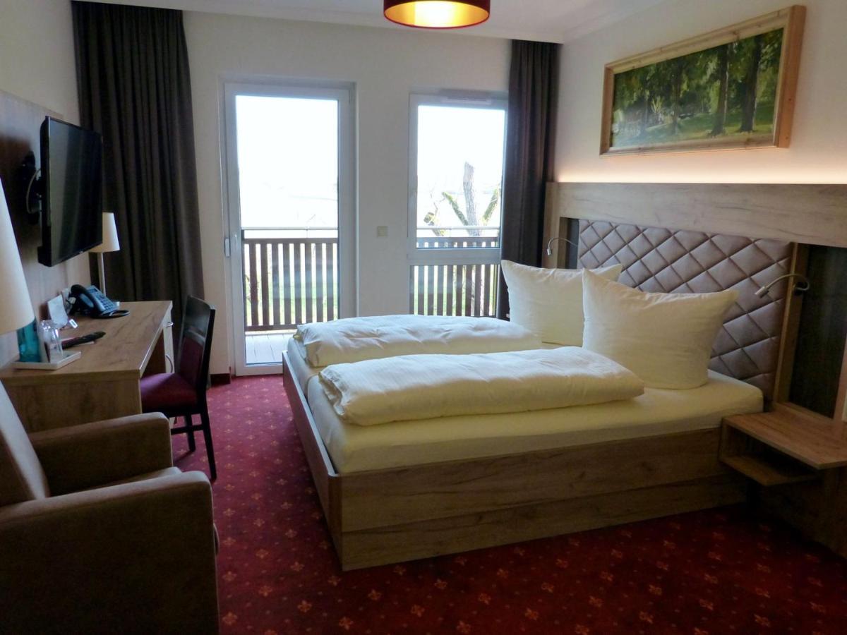 Ferienhotel Wolfsmuehle Rodishain ภายนอก รูปภาพ
