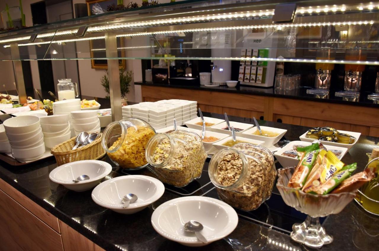 Ferienhotel Wolfsmuehle Rodishain ภายนอก รูปภาพ